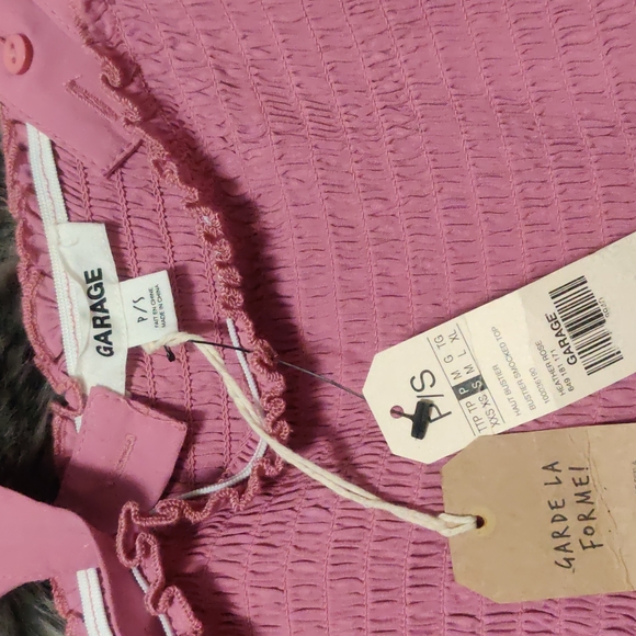 Pink Top Size Small - Picture 3 of 3